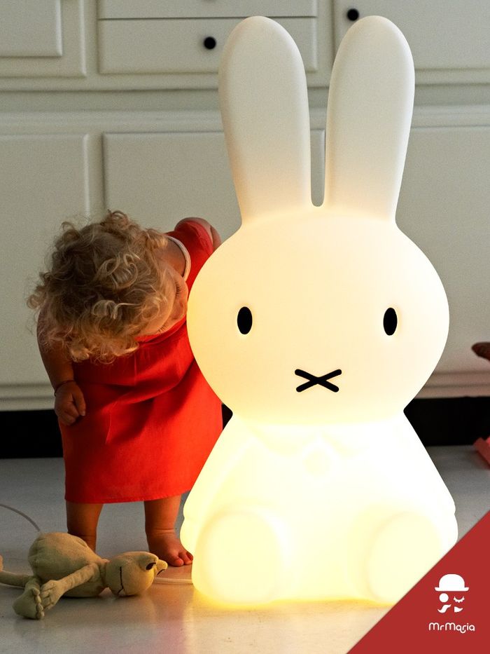 Miffy-lamp-large-16