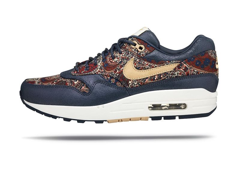 NIKE_AIRMAX_1_04