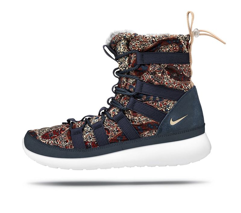 NIKE_ROSHE_RUN_HI_SNEAKERBOOT_08
