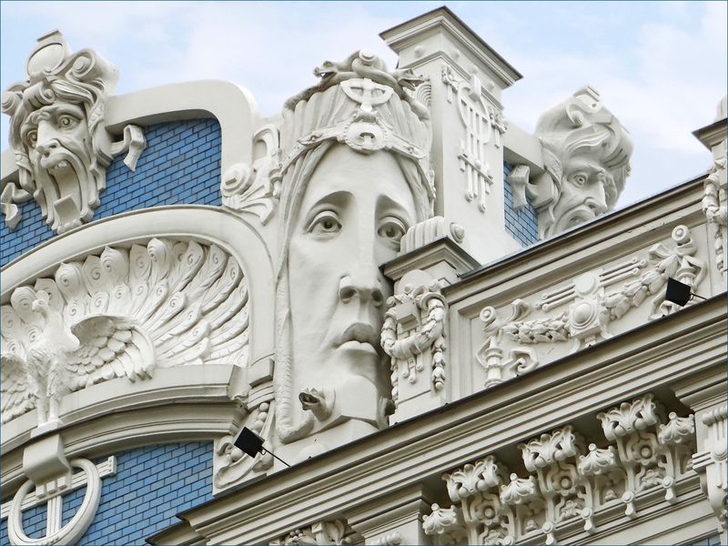 Immeuble_art_nouveau_(Riga)_(7558514582)