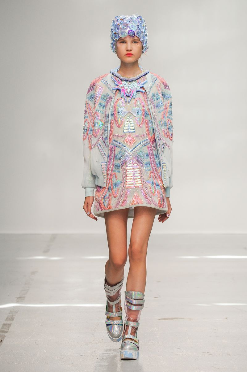 Manish_arora_summer_2015_look_39