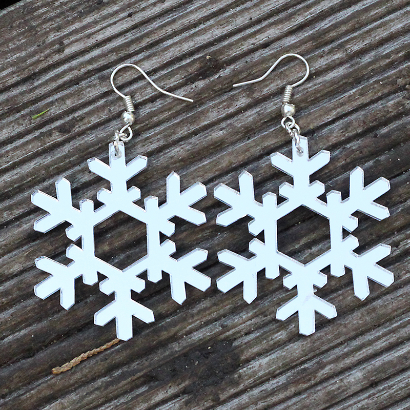 Snowflake earrings