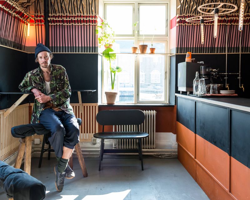 Henrik-cafe-portrait-(c)-Alastair-Philip-Wiper-2