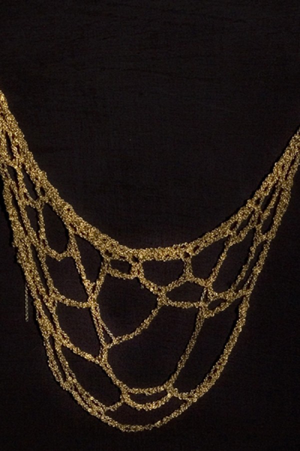 Web-necklace