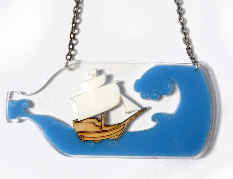 Ship_in_a_bottle_necklace_BC