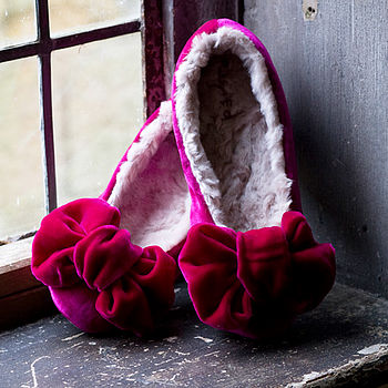 Pink_bow_ballet_slippers