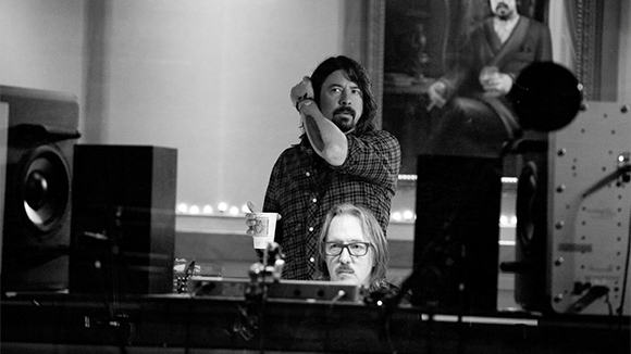 Dave-grohl-0ffdfa18d55125c9f95997149c7d2acf