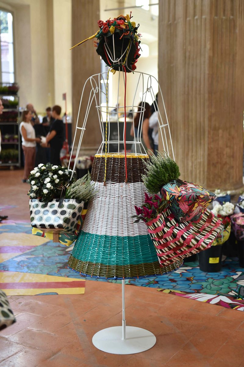 12 ñ MARNI FLOWER MARKET Installation Milan September 21 12 ñ MARNI FLOWER MARKET Installation Milan September 21