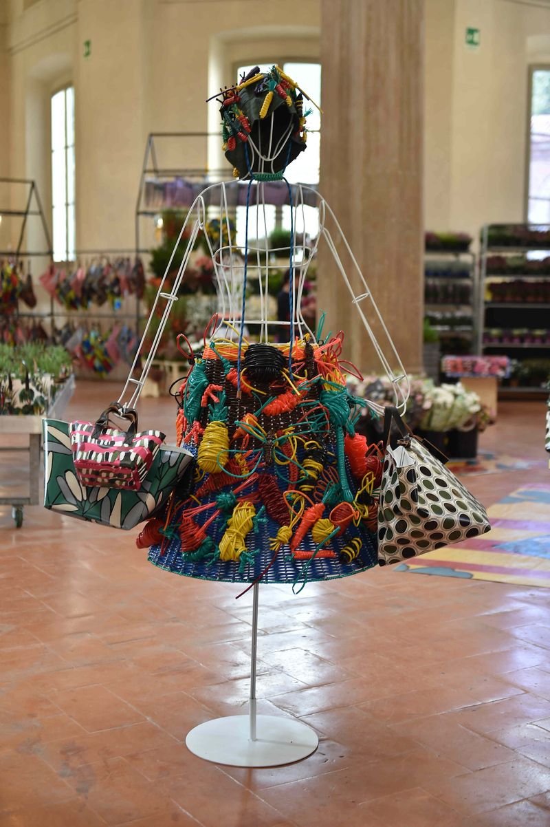 13 ñ MARNI FLOWER MARKET Installation Milan September 21 13 ñ MARNI FLOWER MARKET Installation Milan September 21